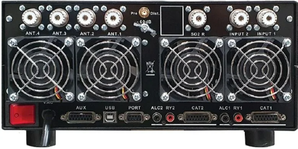 新発表 SPE expert 1K-FA TAURUS 1kW FT8 リニアアンプ ATU付 税込送料込 2026年9月頃発売予定 - 画像 (2)